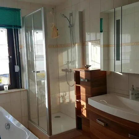 Apartment Monderne Komfortwohnung Im Kurort Am Rennsteig Friedrichroda